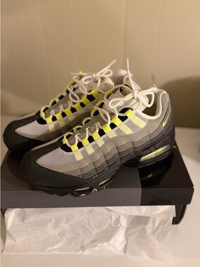 Nike Air Max 95 Black Neon Yellow